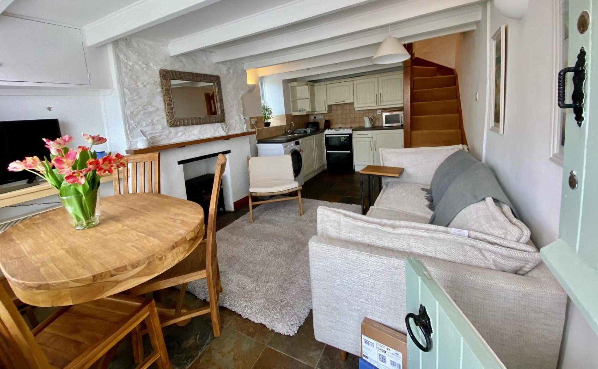 The Little Lighthouse - 2 Minutes From The Beach Pentewan Exteriör bild